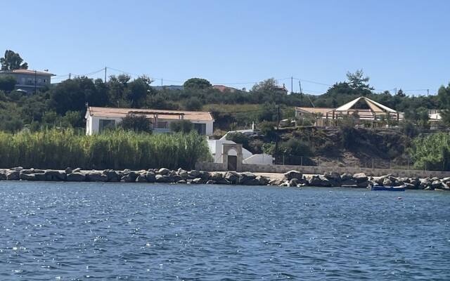 Apollonides Seafront Villa 1 “Aoede”