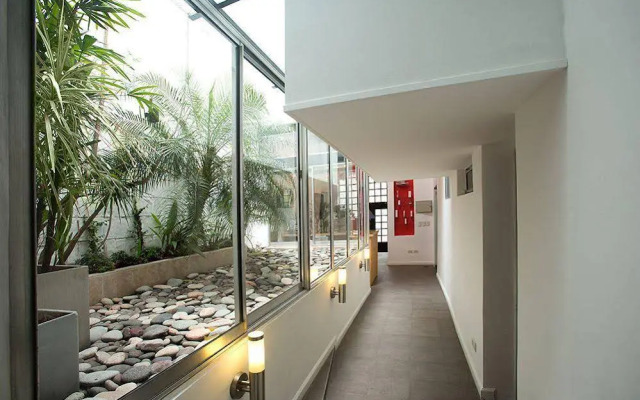 C'CHIC Hotel
