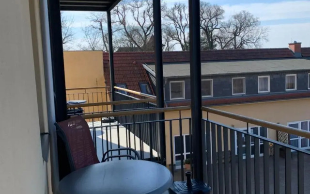 Einraumapartment mit Seeblickbalkon