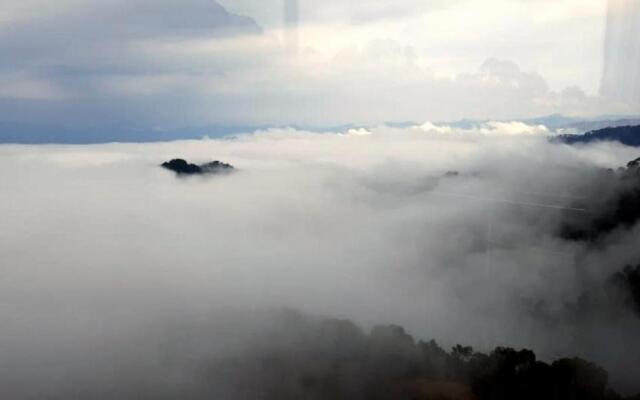 Lemon Tree Hotel Kasauli