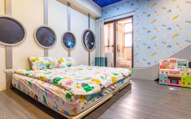 Funny Eggs Guest House