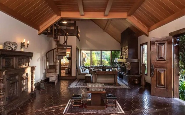 Aconchegante Mansão em Campos do Jordão