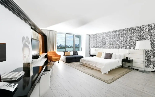 Miami World Rental - Mondrian 608