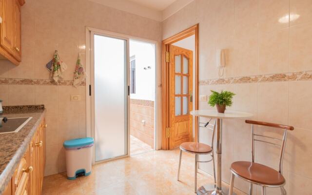 Tree Bedroom Apartament Near Santa Cruz