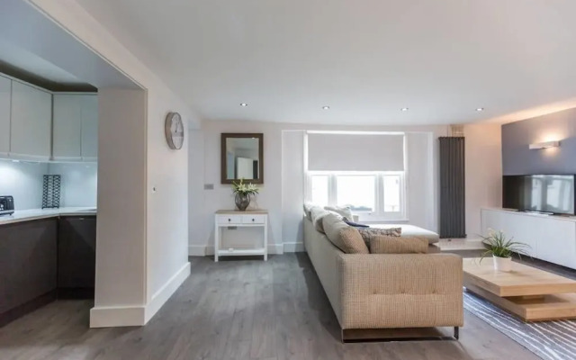 Notting Hill 2 Bedroom Apartment
