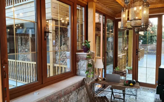 Amber Suites Akyaka +6