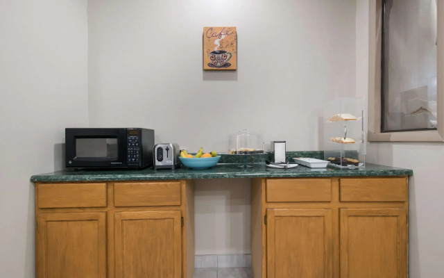 Rodeway Inn Wormleysburg - Harrisburg