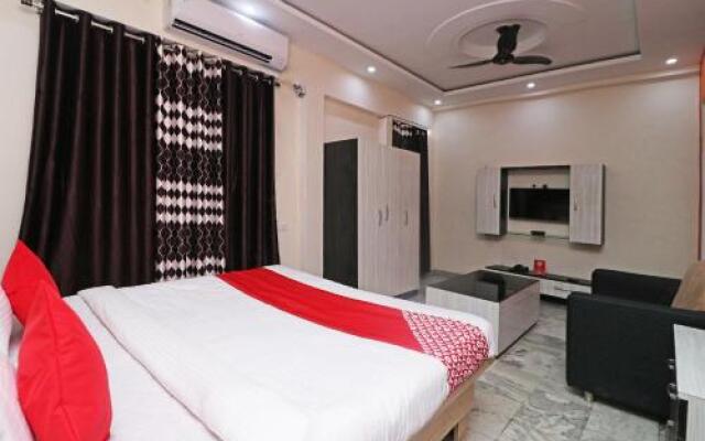 OYO 26668 Krishna Hotel