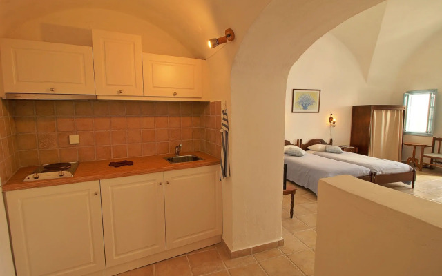 Aethrio Sunset Village Hotel