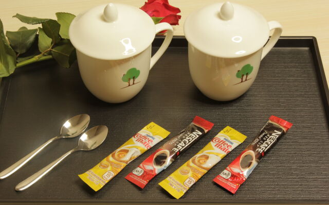 Yazhou Foryou Hotel