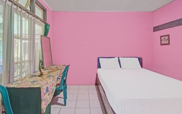 SPOT ON 92278 Hotel Vorel – Guest Rooms – Tondano