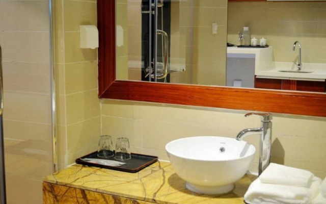 Huidong Ganghui Holiday Hotel