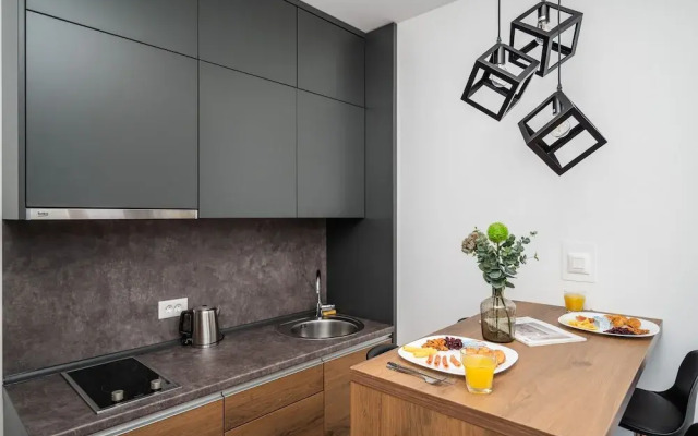 Modern and Bright Duplex - Main Street