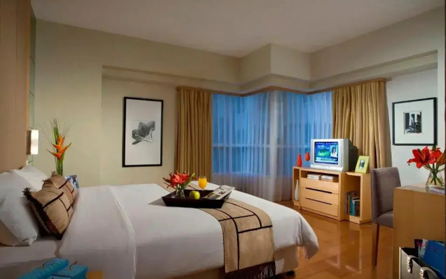 Three Bedroom Executive Apartment, Somerset Berlian Jakarta