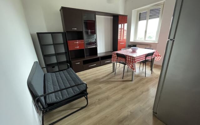 Impeccable 2-bed House in Milano up to 4 People