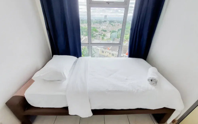 Restful And Cozy 2Br Apartment At M-Town Residence