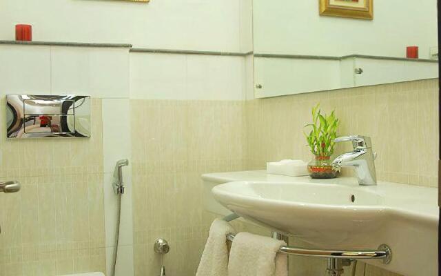 Iris Park Hotel