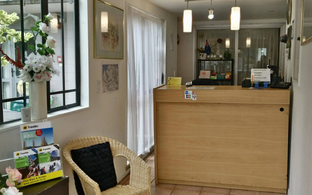 Siesta Motel