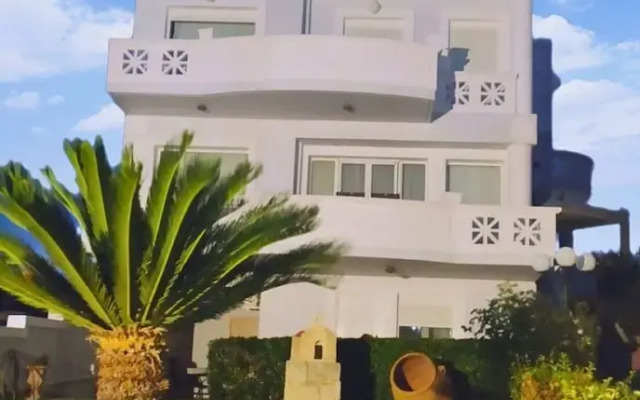 Villa Aphrodite with sea & mountain view