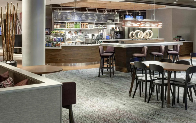 Courtyard by Marriott Alexandria Old Town/Southwest