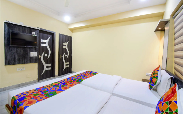 FabHotel Town Inn