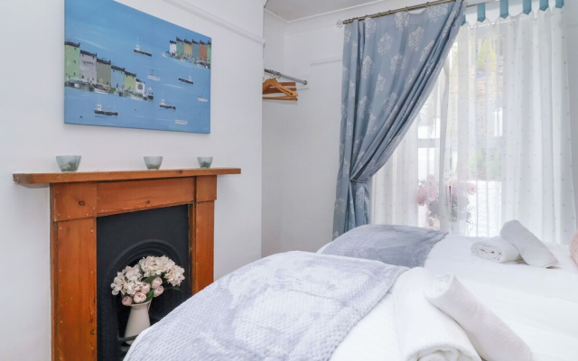 Lizzys Cottage