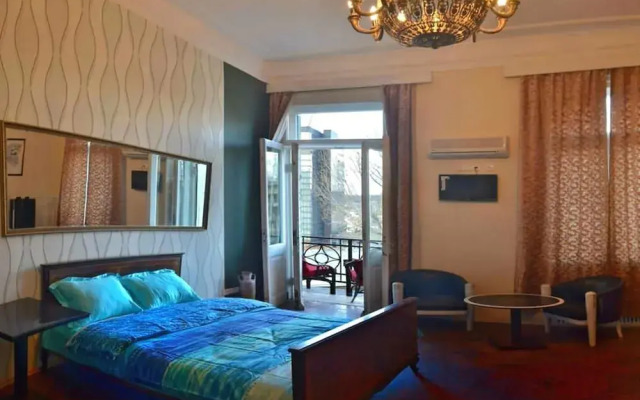 TiflisLux Boutique Hostel