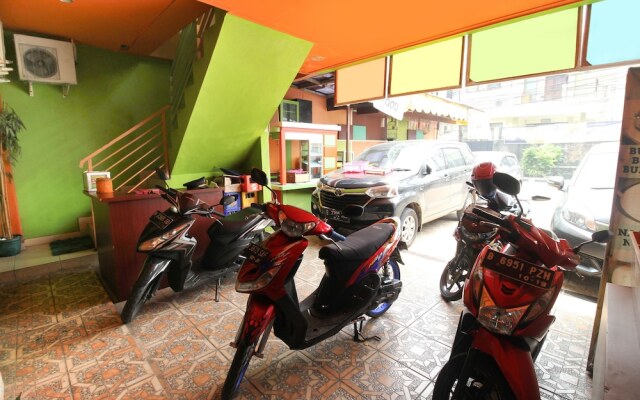 Airy Eco Syariah Tebet Stasiun Cawang Asem Baris Raya 158