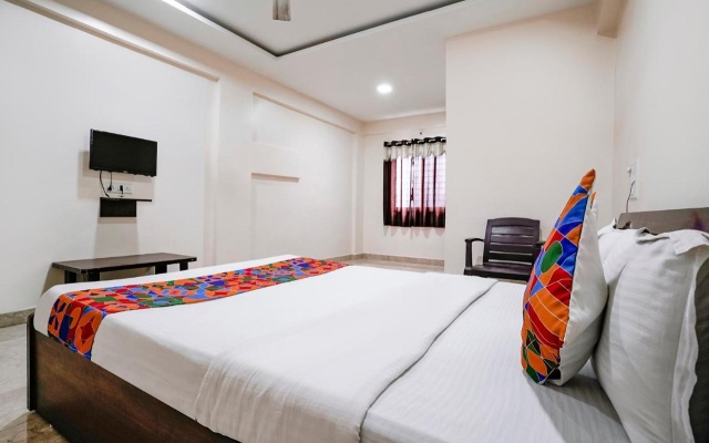 Fabhotel Rahul Executive