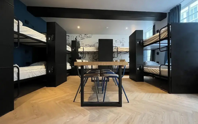 Heart Of Amsterdam - Hostel