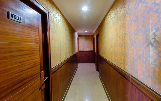 OYO 4802 Cochin City residency
