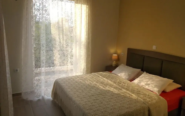 Nostos Apartments