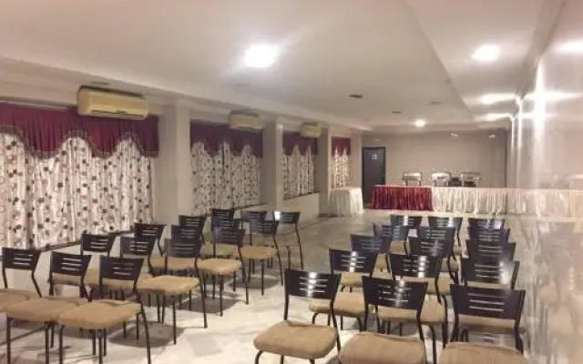 Sarovar Hotel