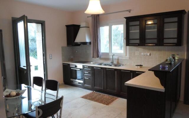 Villa *DROSIA*/5' from town & sea/Mountain View