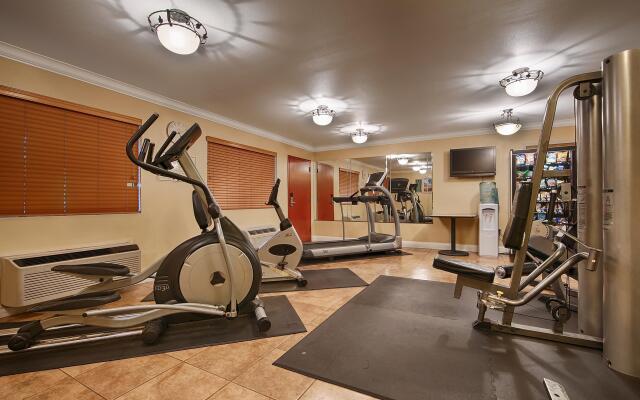 Best Western Plus Dry Creek Inn