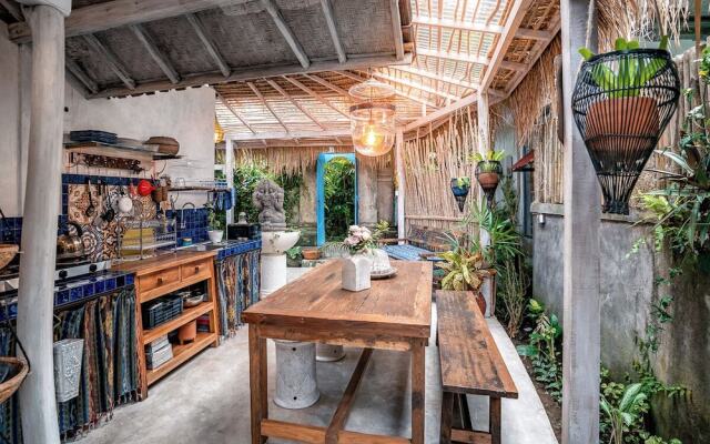 1111 Alchemy Space