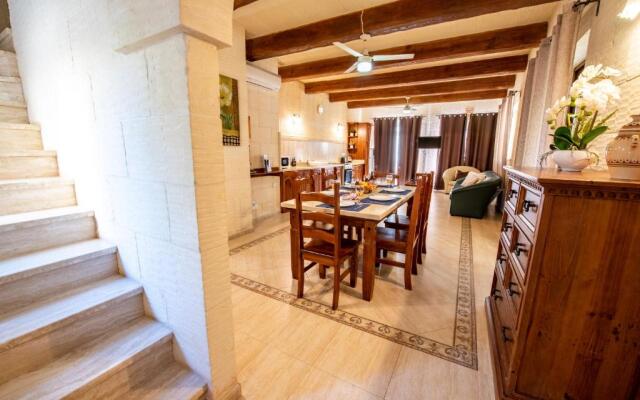 Ta Lucija 2 Bedroom Villa With Private Pool