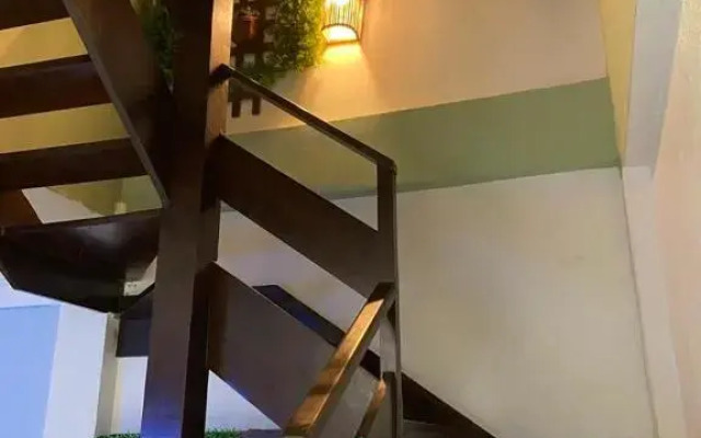 Linda casa frente mar pé na areia praia Flamengo