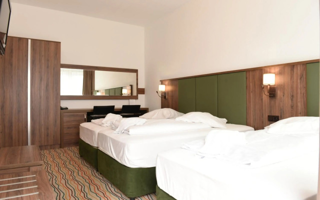 Hotel Olive Inn