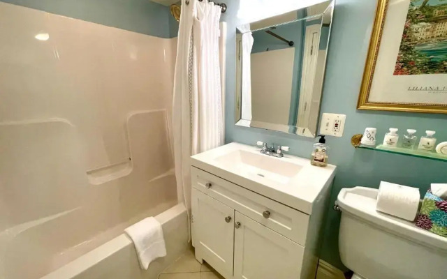 Atlantis Inn Luxury Bed and Breakfast