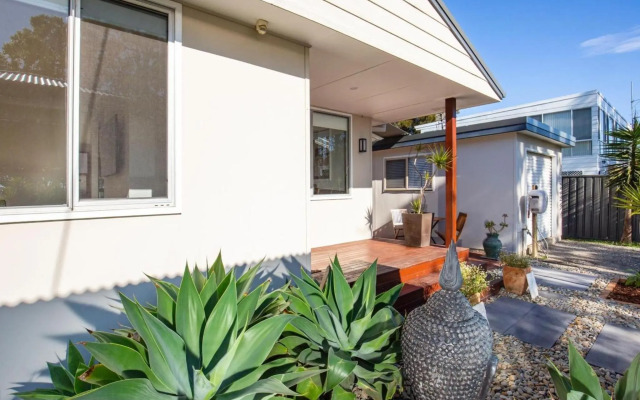 Pagoda, Culburra Beach