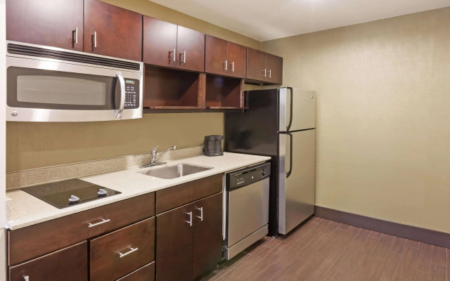 Homewood Suites by Hilton Dallas Downtown, TX