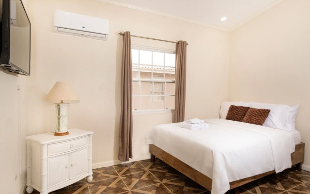 Mariner Suites