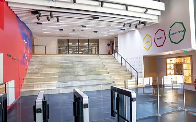 Apex2100 International Ski Academy Tignes