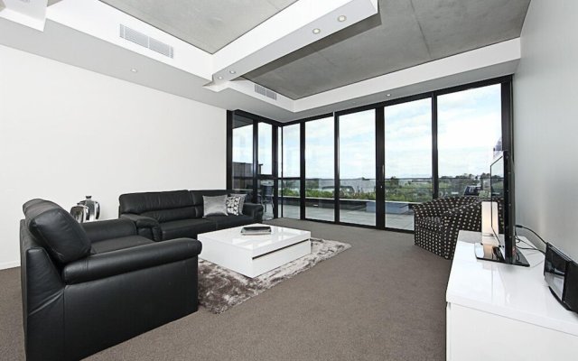 Accommodate Canberra- The Apartments Canberra City