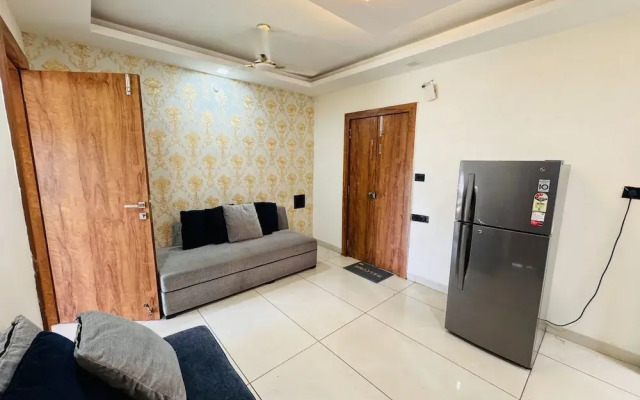 HomeEscape Luxe 2BHK Penthouse Near LIG