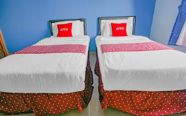 OYO 90072 Apri Inn Syariah