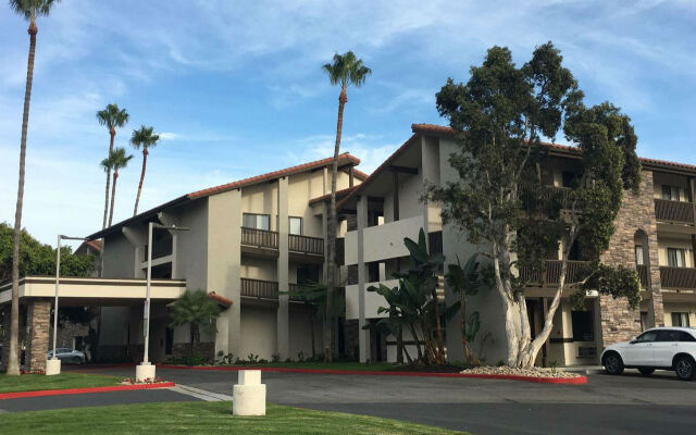 Best Western Carlsbad by the Sea