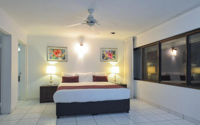Roydon Beachfront Apartments