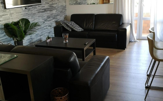 Queen East Verona apartments